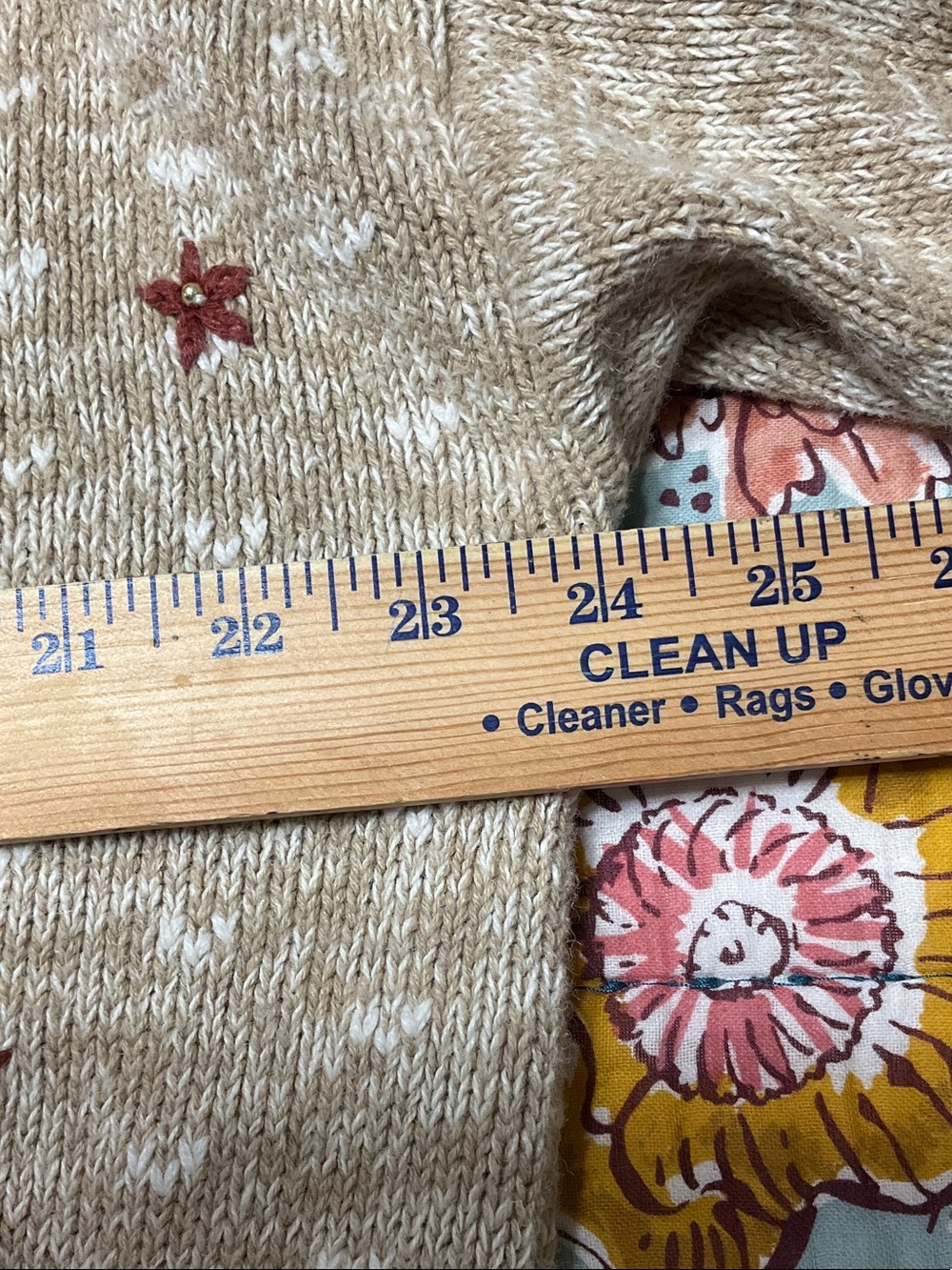Vintage White Stag Cardigan - Picture 4 of 9